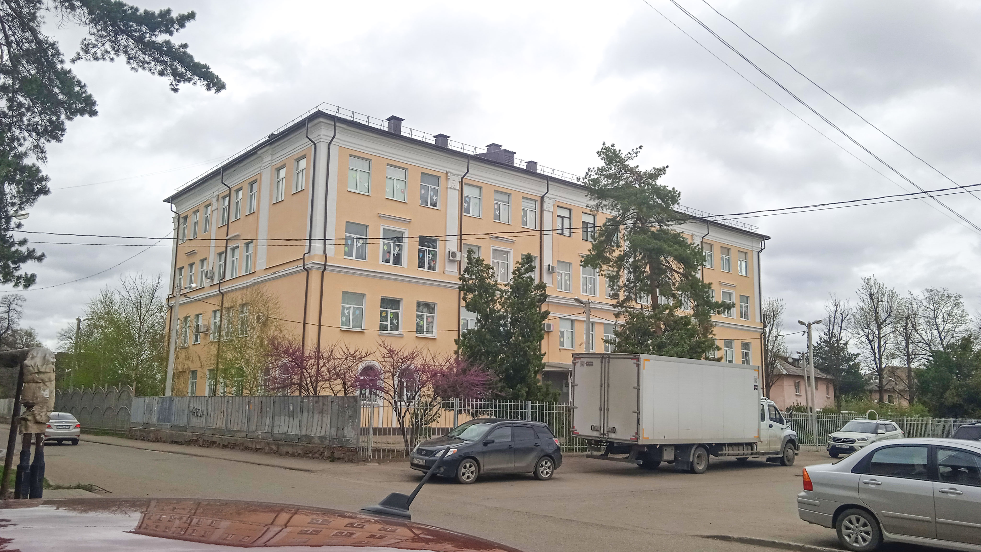 Обзор здания школы №53 г. Краснодар.