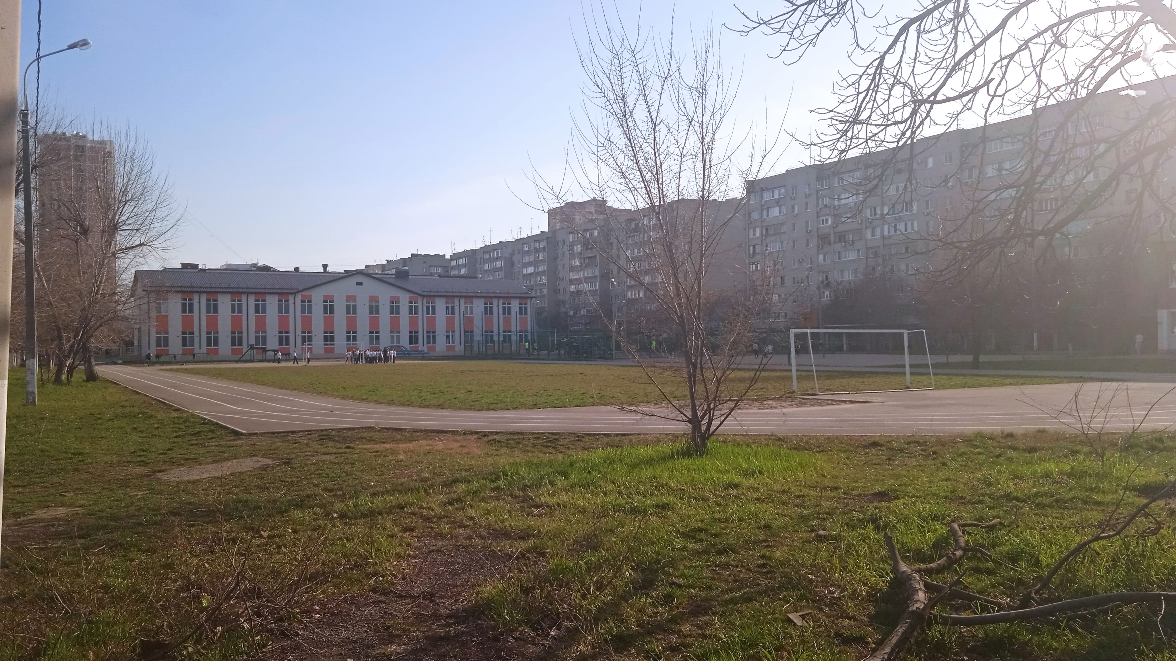 Стадион 93-й школы г. Краснодар.